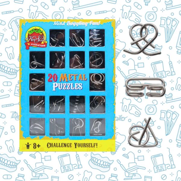 Metalen geduldpuzzels in een display, leuk en uitdagend uitdeelcadeautje voor jong en oud.